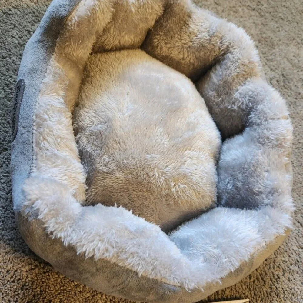 Small Grey Pet Bed 13 Inches x 11 Inches